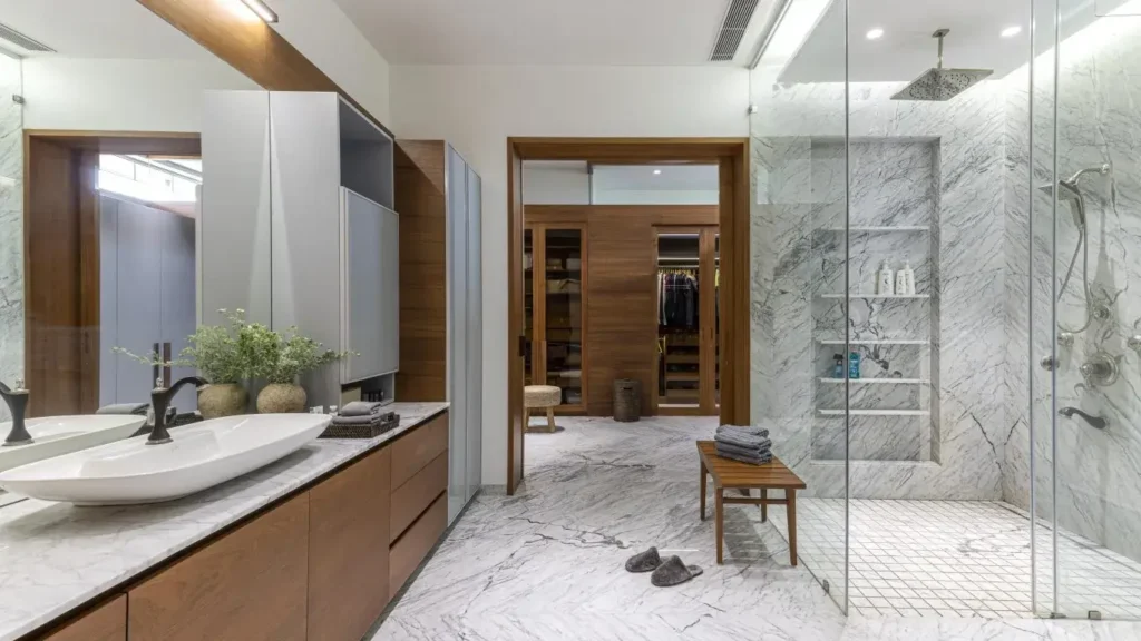 8 Must-Have Features for a Stylish and Functional Bathroom
