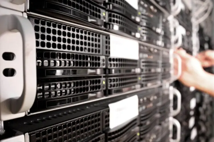 Tower Servers A Practical Guide To Choosing Reliability For Small Businesses