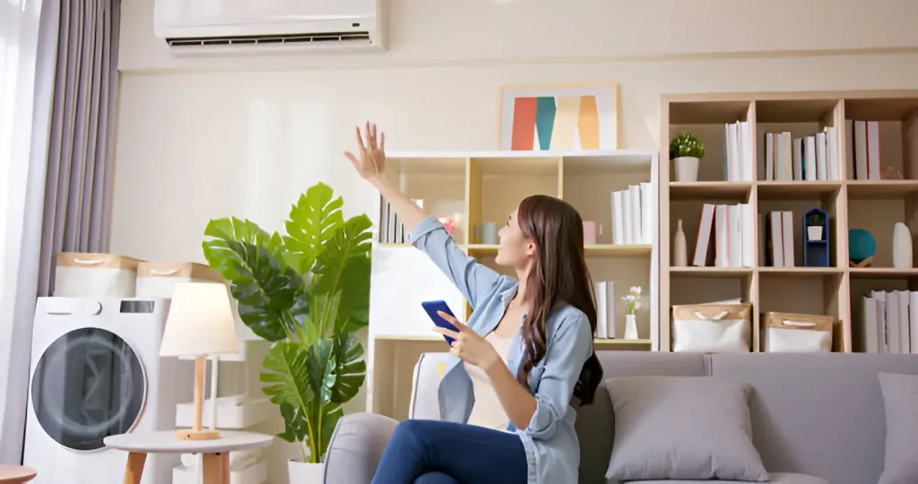 Smart HVAC Control: Benefits of Mobile App and Voice Assistant Integration